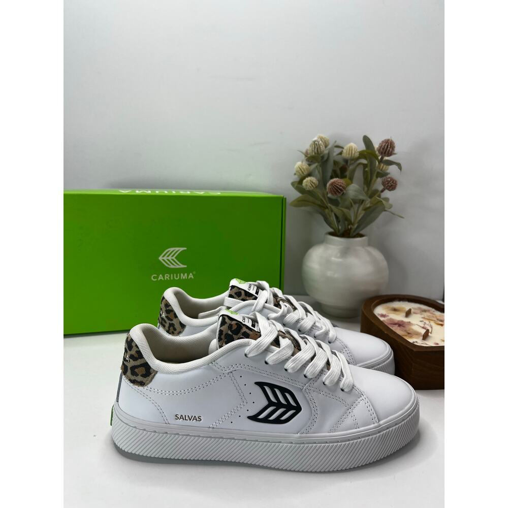 Cariuma Salvas Casual Leather Sneaker White/Leopard Print Heel Women's 8.5 NWB - Picture 3 of 10